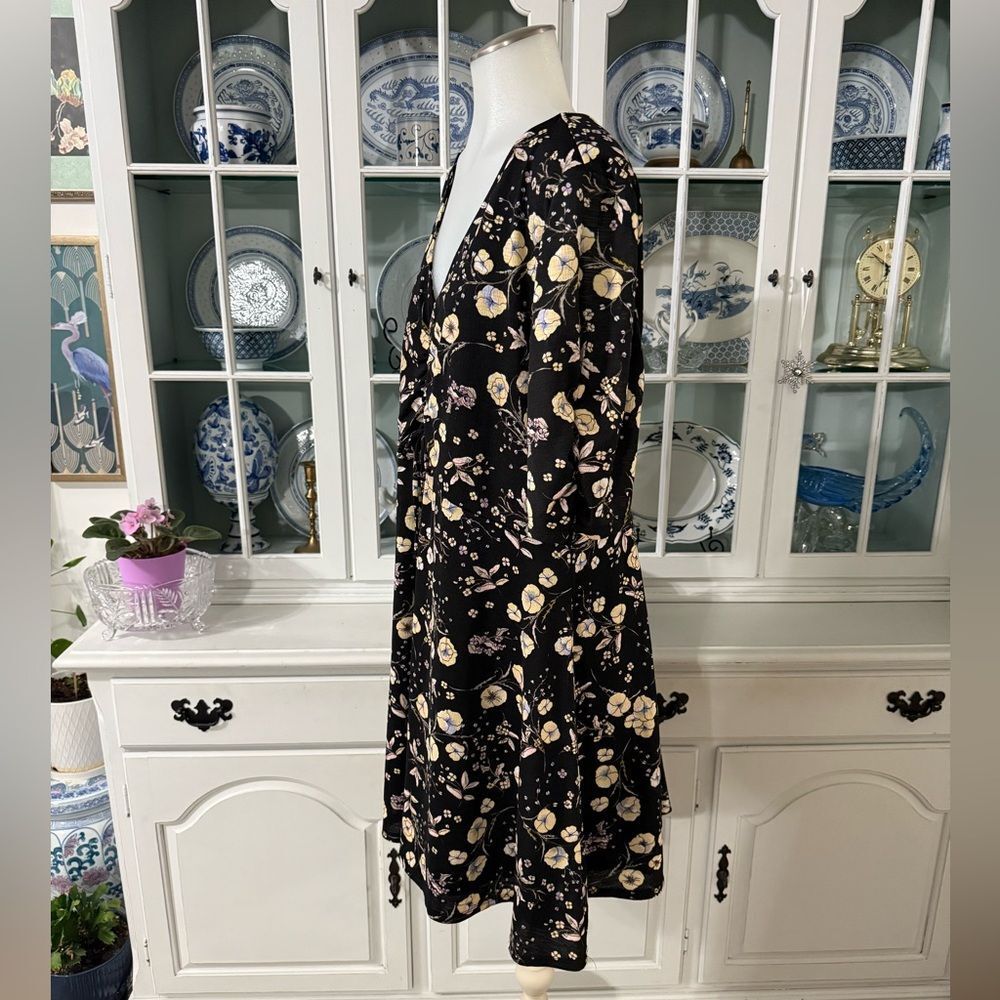 LC Lauren Conrad Black Floral Half Sleeve Dress Size XL - Picture 4 of 8